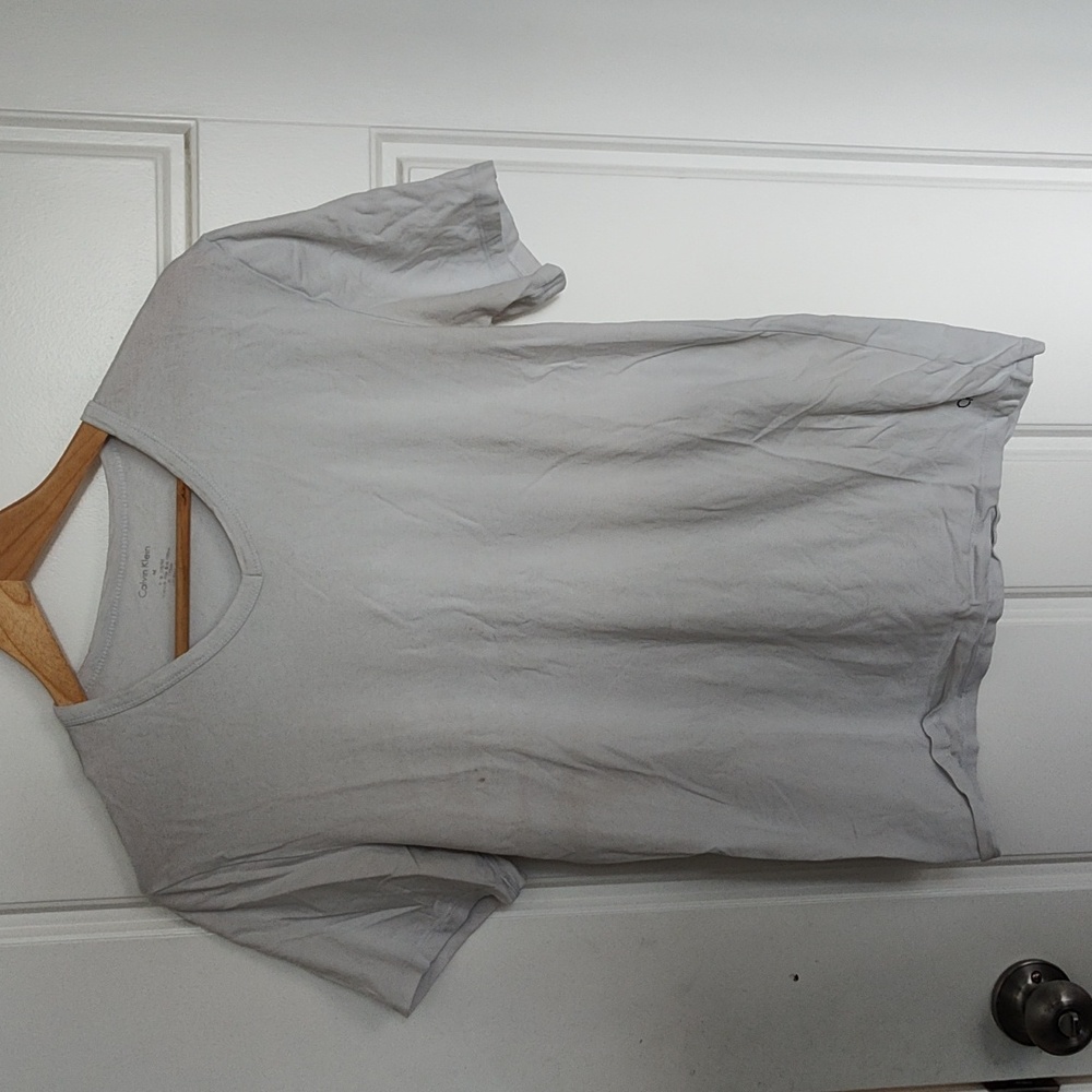 Calvin Klein T Shirt